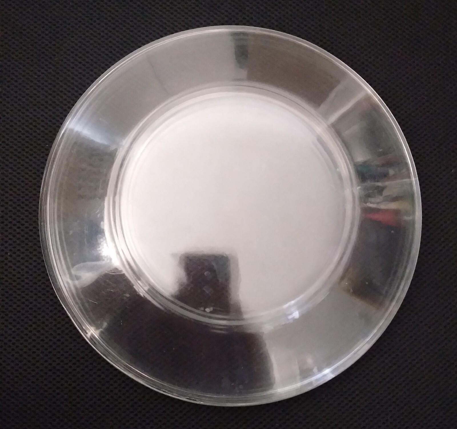 A Lot of 3-10" Mainstays Clear Glass Replacement Dinner Plates