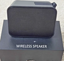 schreiber wireless speaker portable 150 Hz-18KHZ black small with box & charger
