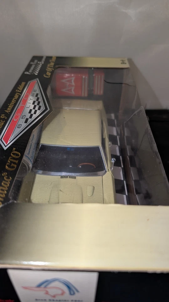 1968 Pontiac GTO Performance Years Enterprises RC2 Diecast 1:18 Car - Yellow - Image 4 of 4