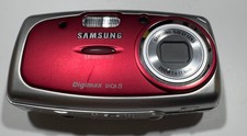 Samsung Digimax U-CA 5 Digital Camera Red/Silver - FOR PARTS
