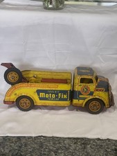 Wyandotte Moto-Fix Tow Truck Pressed Steel Wrecker Toy
