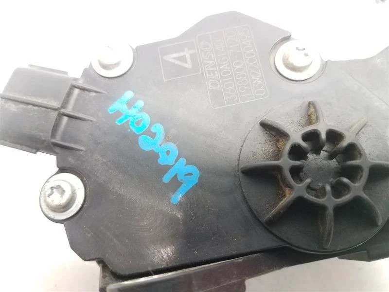 Subaru Impreza 2010 (2,5 L/MT/no turbo) pedal acelerador-DBW/conducción por cable Foto 3 de 4