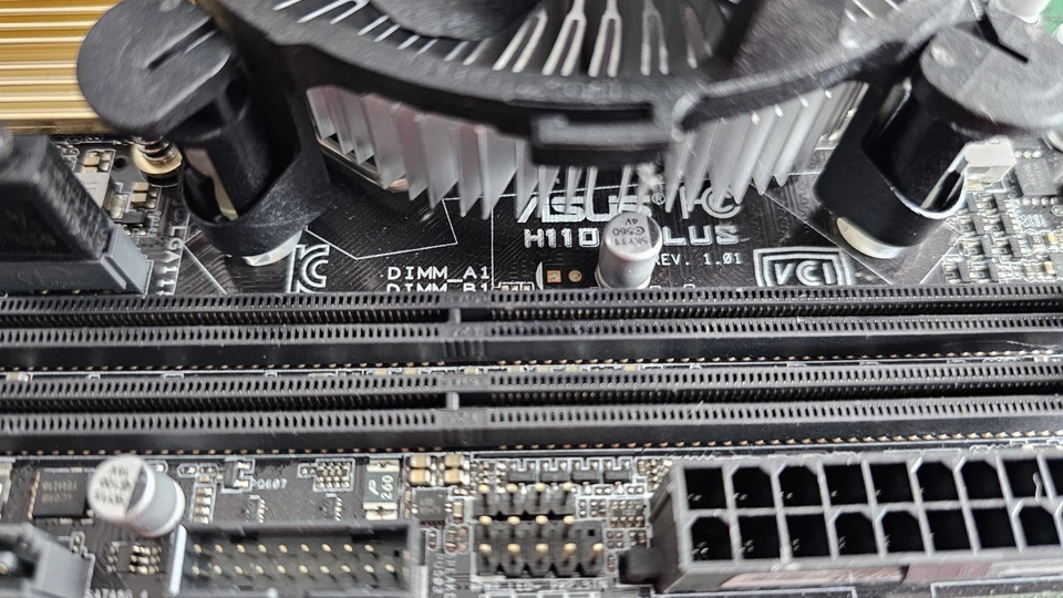 Bundle ASUS H110I-Plus Mainboard | Intel Core i5-6600 + 16GB DDR4 - Bild 2 von 4