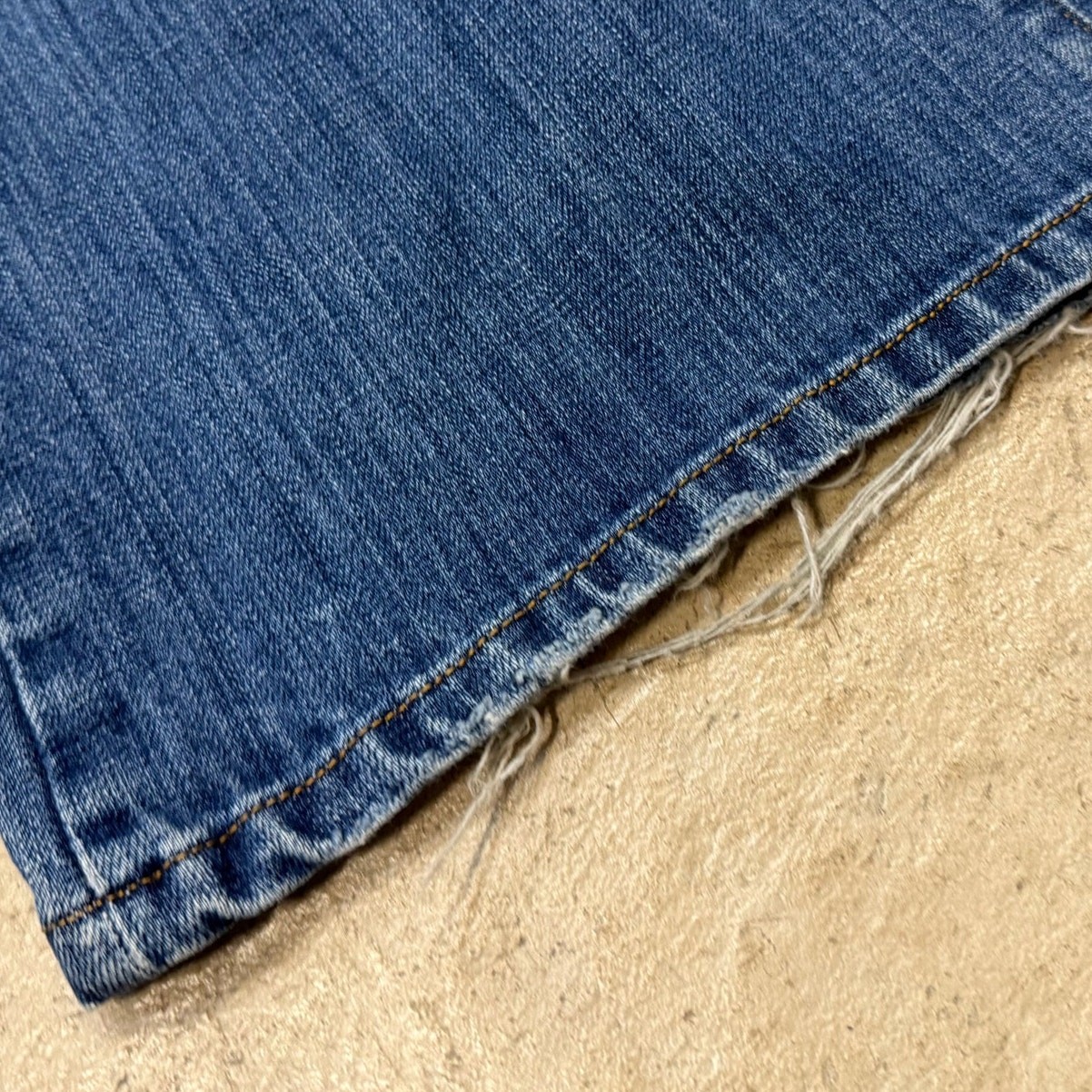 H&M &Denim 36X30 Fit LAD Straight Leg Jeans Distressed Midrise Grunge Streetwear thumbnail 3