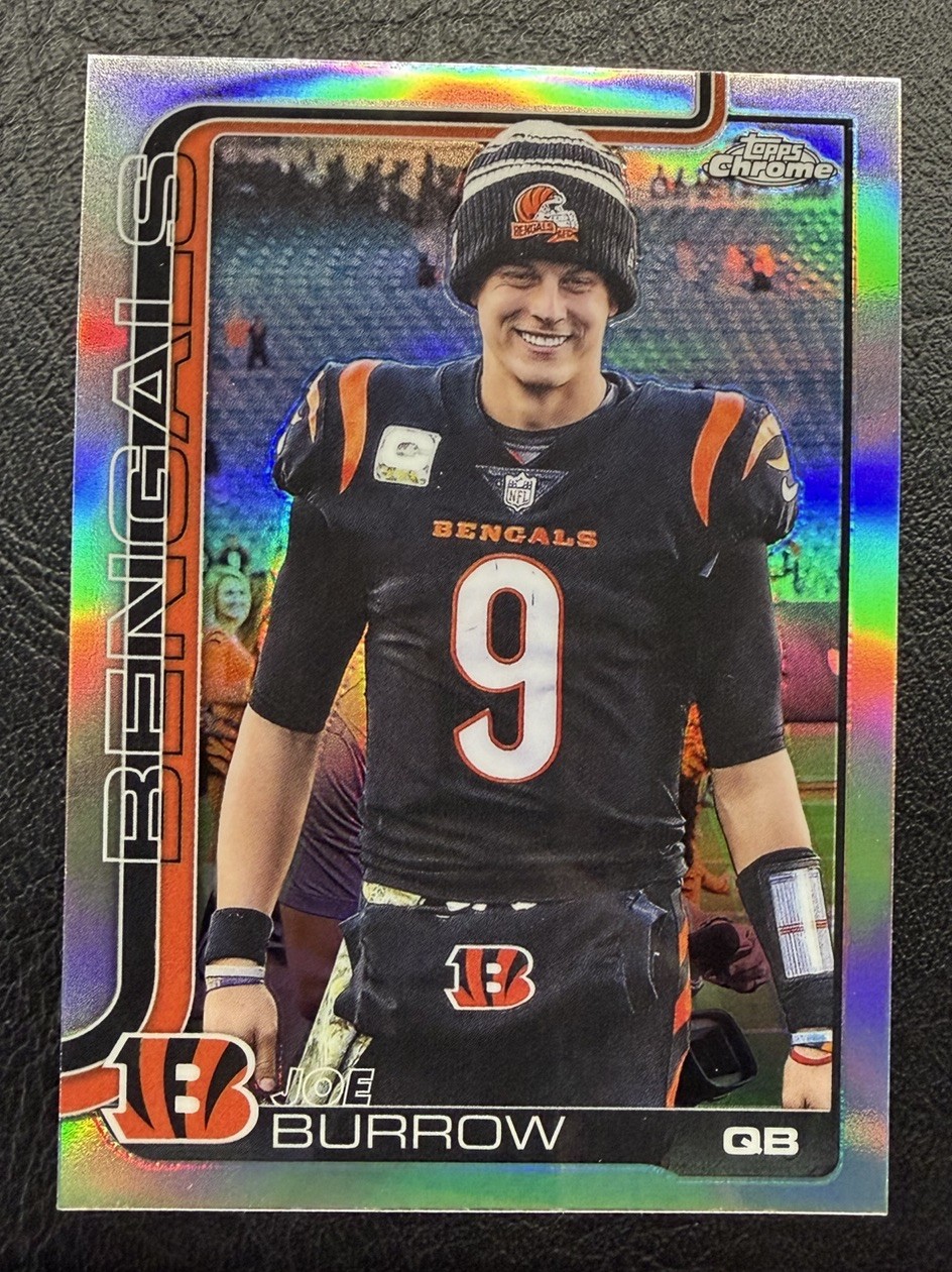 Topps 2025 Topps Chrome Joe Burrow Image Variation Refractor #61 Bengals
