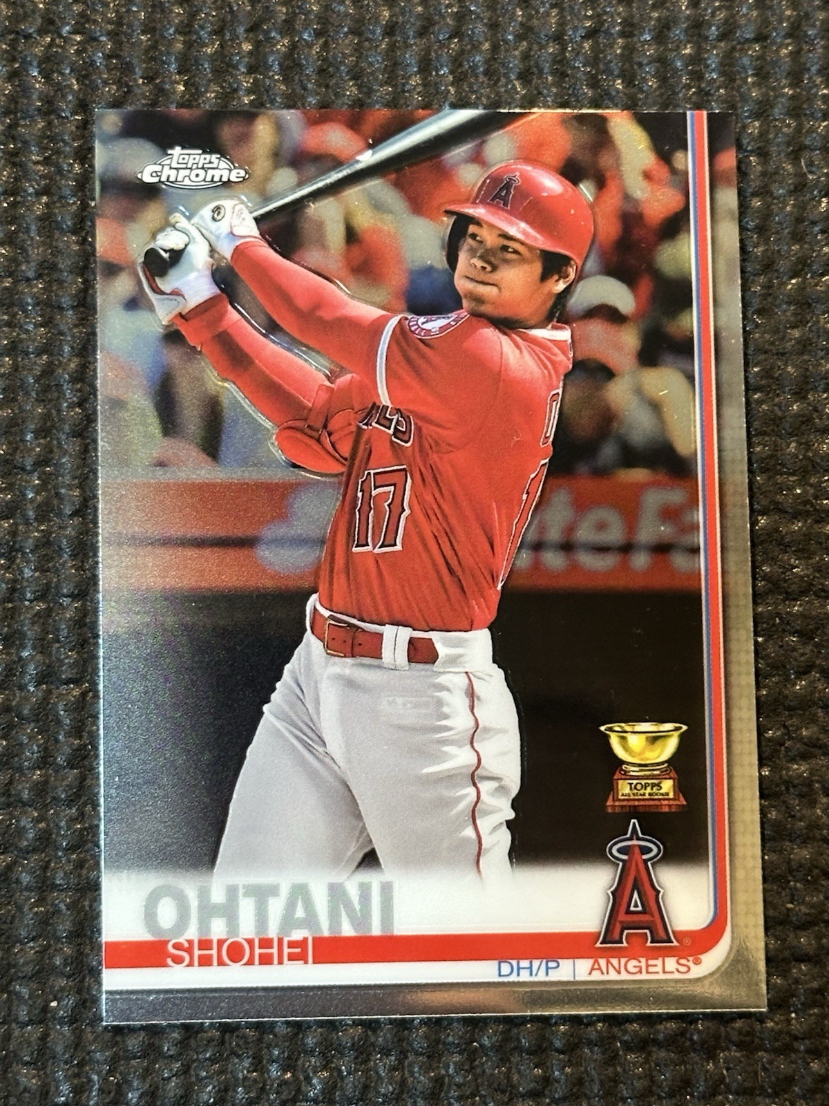 2019 Topps Chrome - Shohei Ohtani #1 Hitting Angels Dodgers Rookie Gold Cup