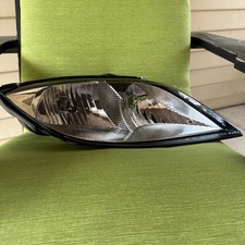 Pontiac 2003 - 2005 Sunfire Headlight Assembly Right Side