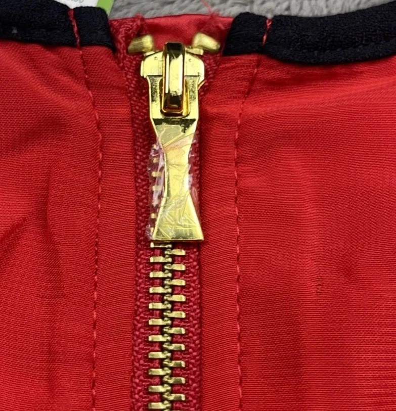 Abito plissettato rosso Kate Spade nuovo con accenti neri 2T 24 mesi bambino bambino