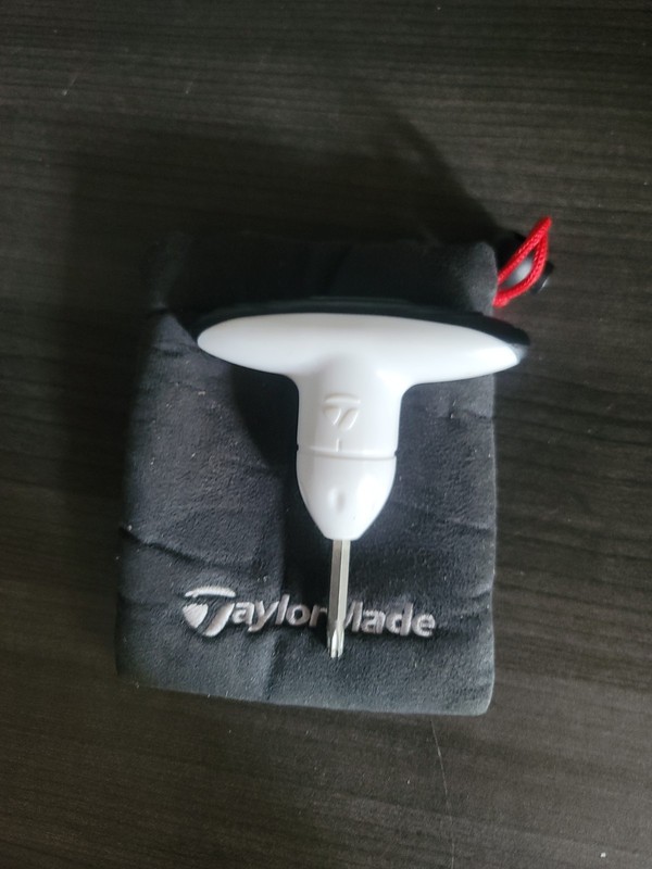 TaylorMade golf torque wrench
