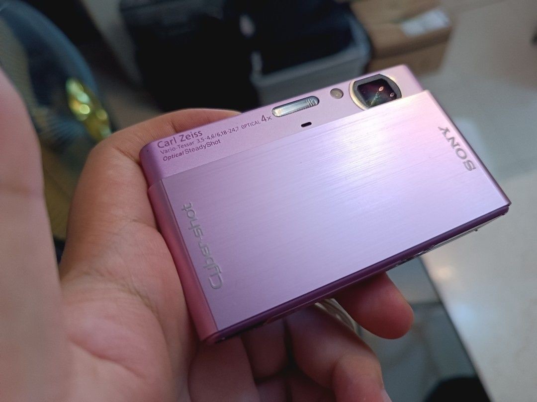 SONY DSC-T77 Cyber Shot 4.0x Optical Zoom CCD Digital Camera Pink