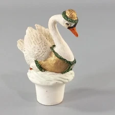 House Lloyd Candelabra 12 Days of Xmas Swan Swimming Topper Around World 1994