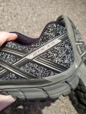 Brooks Adrenaline GTS 17 Mens Size 10 Running Shoes Black Gray 1102411D015 Brooks Adrenaline GTS 17 1102411D015 Charcoal Black Running  main image 4