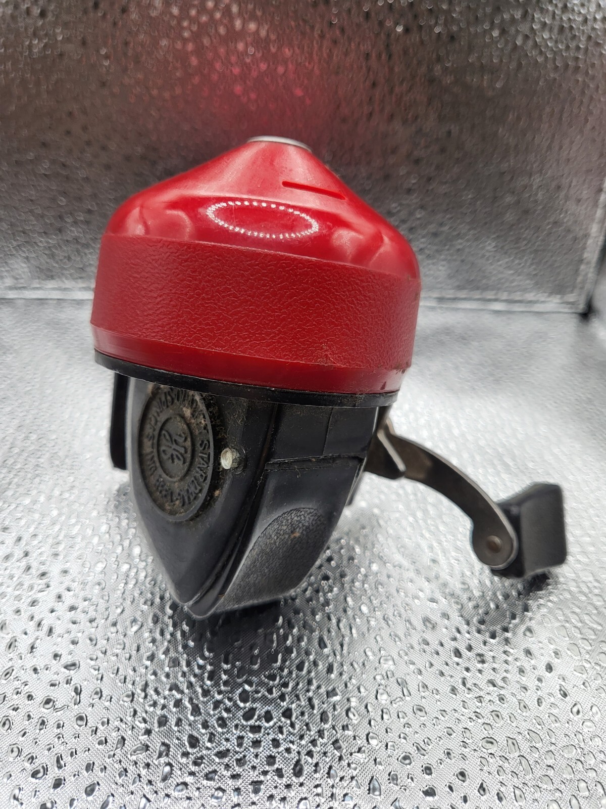 Set of 2 Vintage Red YF Push Button Spin Casting Fishing Ree