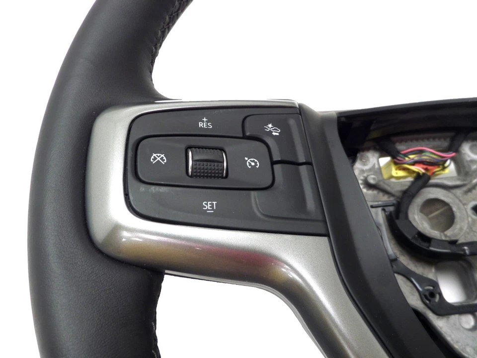 86821395 Steering Wheel Jet Black Precrash 2021-2023 Chevrolet Tahoe Suburban - Image 2 of 4