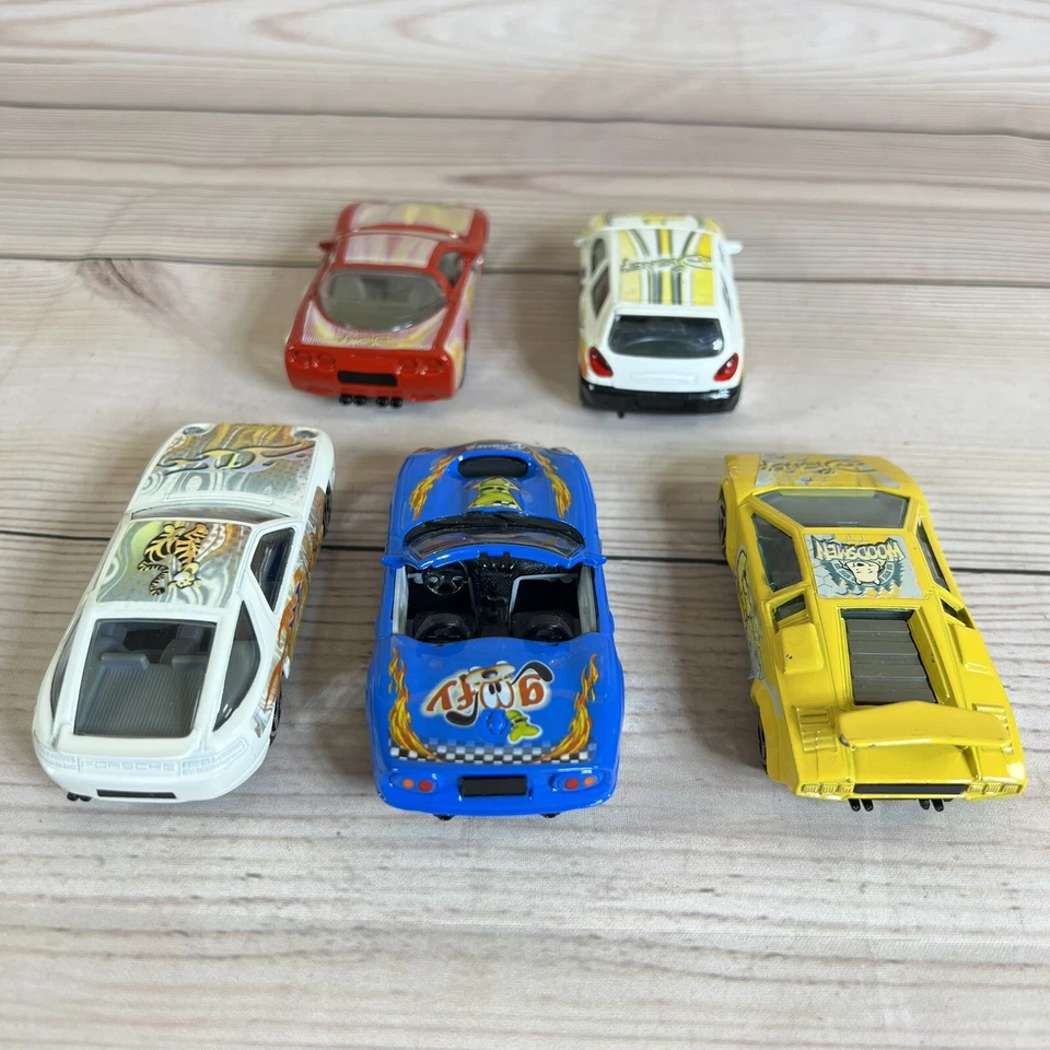 Coches deportivos Burago Disney Die Cast 1/43 Italia 2003 Mickey Goofy Tigger SUN DESHIECHADO Foto 3 de 4