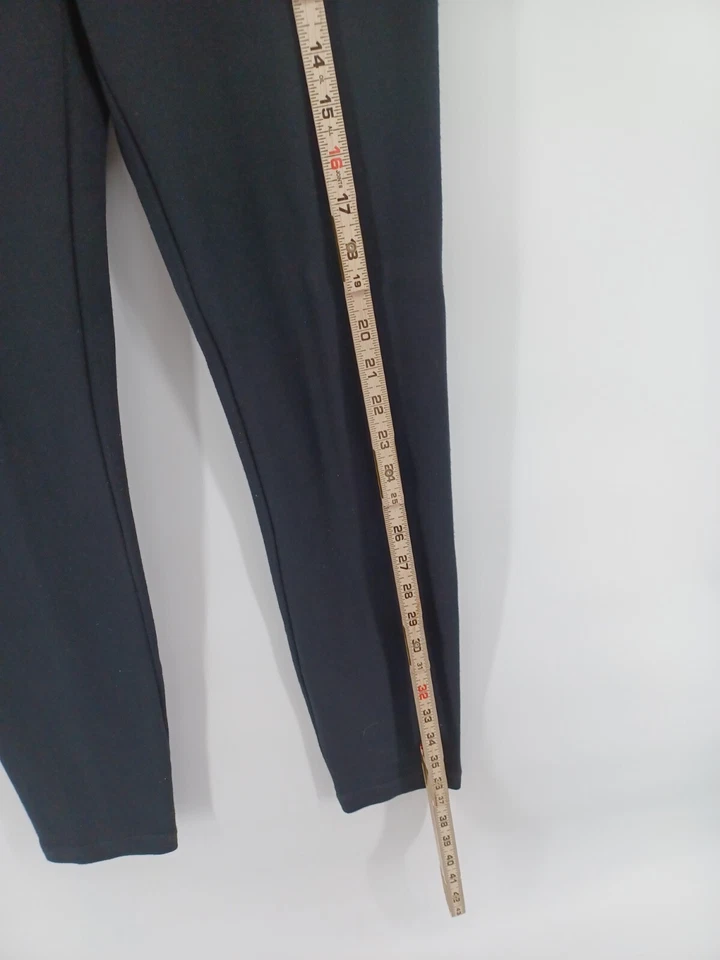 Leggings Cabi para mujer negros pequeños elásticos tiro alto cintura compresa Foto 4 de 4