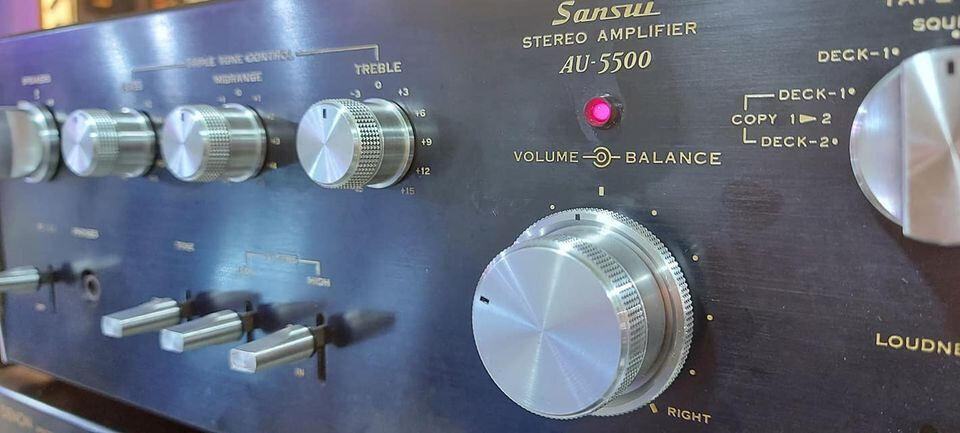 USED SANSUI AU-5500 AMPLIFIER VINTAGE RETRO AUDIO SOUND HAVE
