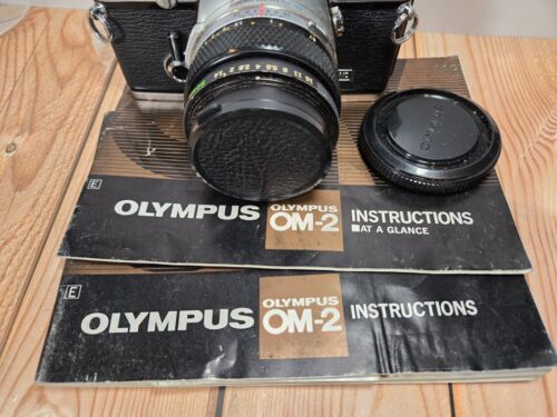 Olympus OM-2N fotocamera reflex pellicola Zuiko MC 50 mm obiettivo F1.4 e manuali - Foto 2 di 13
