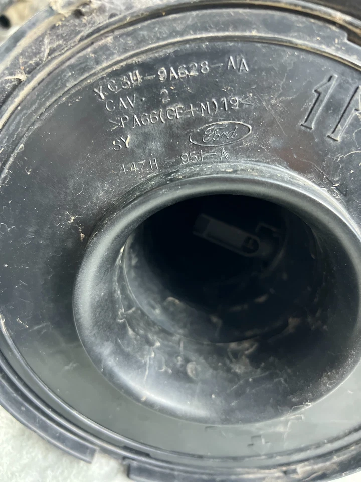 Ford Expedition 2003 tubo resonador admisión aire limpio 4,6 L 5,4 L F75U-9B647-AA Foto 4 de 4