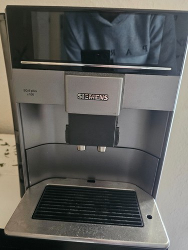 Siemens EQ.6 plus s100 TE651209RW Kaffevollautomat - Schwarz/Titan