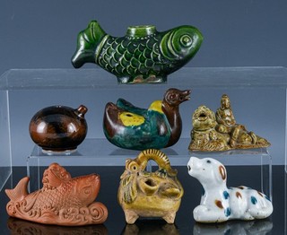 7 ANTIQUE CHINESE KOREAN GLAZED DUCK FISH LION SPOTTED DOG WATER DROPPERS