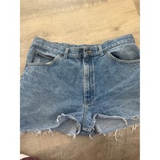 Vintage 90s LEE High Waisted Cut-Off Denim Shorts - W33