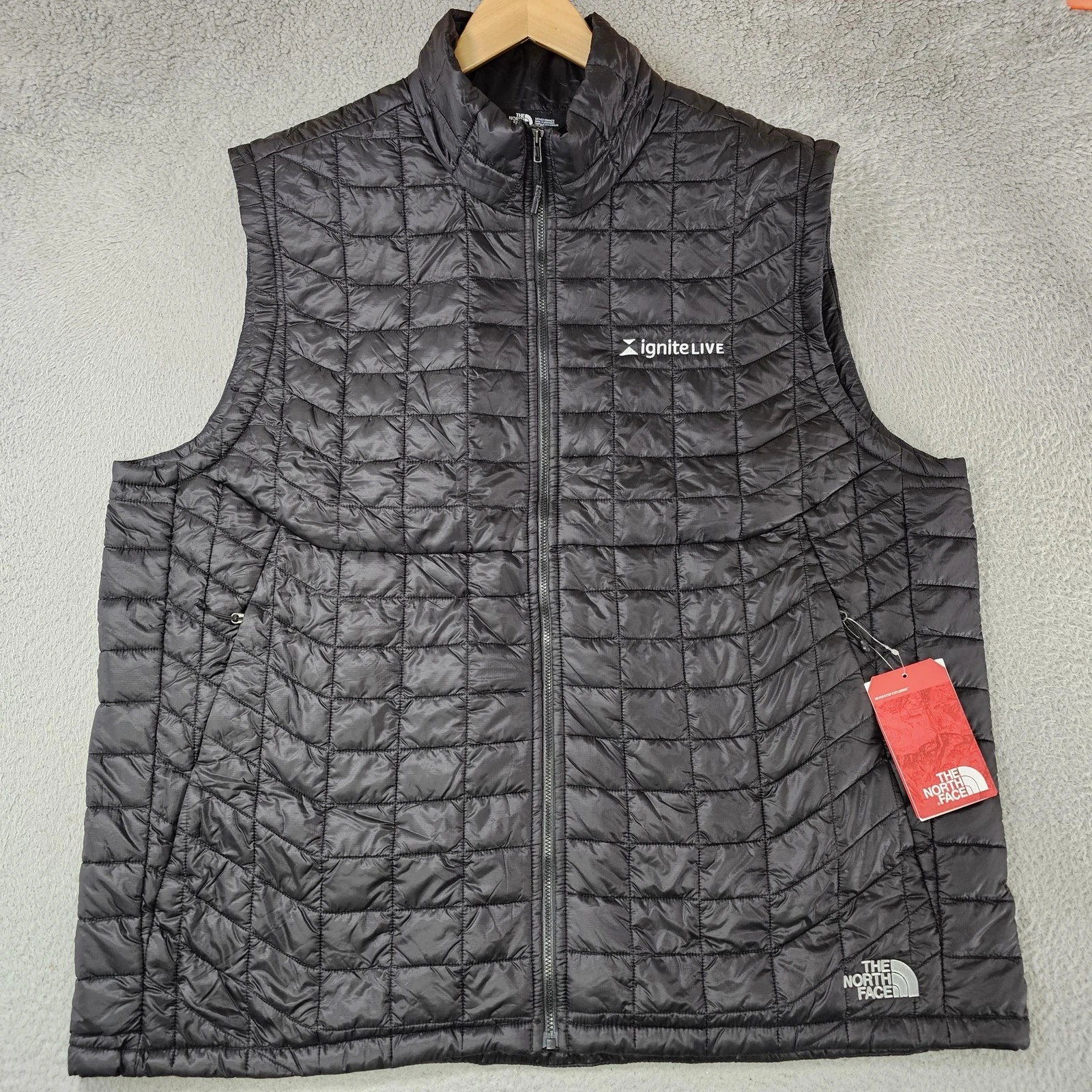 The North Face ThermoBall Trek Vest Mens 2XL Black Quilted Insulated Full Zip
