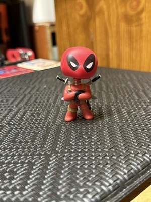 Funko Mystery Minis Marvel Series -Deadpool -Bobble Head