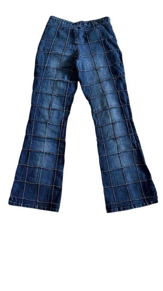 Pantalones de mezclilla vintage raros Y2K Younique talla 9 ventana costura expuesta acampanada lavado oscuro Foto 3 de 4