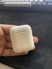 Genuine Apple AirPods 1st and 2nd Gen Replacement Charging Case - A1602 - Fast