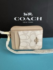 NWT Coach Zip Card Case In Sketch Signature Canvas CBL78, Gold/Ivory
