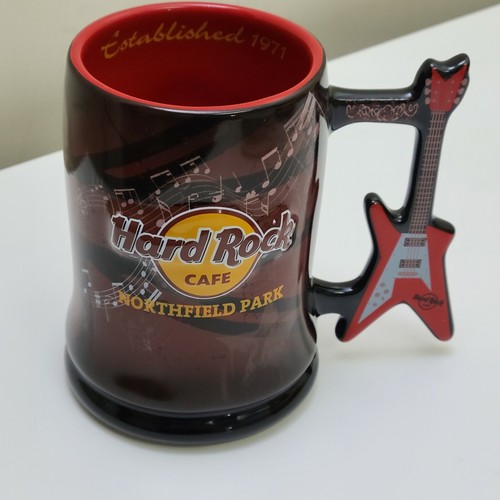 HARD ROCK CAFE Northfield Park GROSSER KAFFEETASSE MIT FLIEGENDEM V-GITARRENGRIFF  - Bild 2 von 6