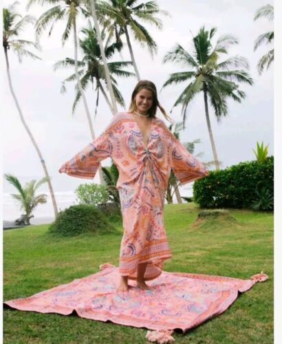 Tigerlily Wandering Folk Gypsy Bohemian Carry Picnic Blanket Tassels RRP $190 - Picture 9 of 24