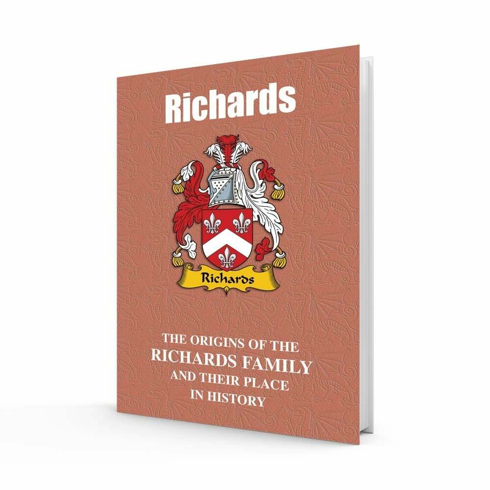 Lang Syne Publishers Ltd UK Name Book Richards (Welsh) 978-1-85217-671-6
