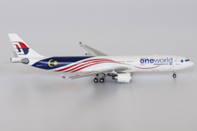 NG Model Airbus A330-300 Malaysia ''Malaysia Negaraku'' ''One World'' 9M-MTE 1:400 M