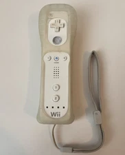 Nintendo Wii Remote White Controller OEM RVL-003 With Silicone Case And Strap