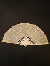 Fan Antique With Butterflies End Nineteenth Century
