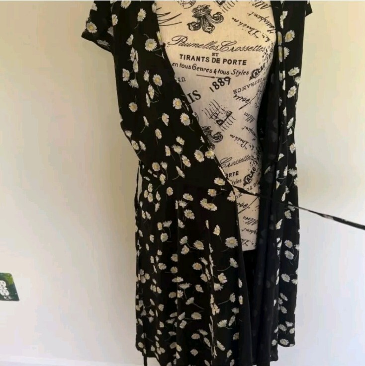 Massimo Dutti Black Floral (White/Yellow/Green) Wrap Midi Dress Sz 8 | eBay