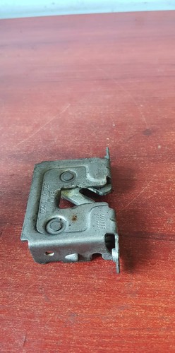 7115229 BMW 3ER E90 E91 E92 RHD MOTORHAUBE HOOD LOCK CATCH