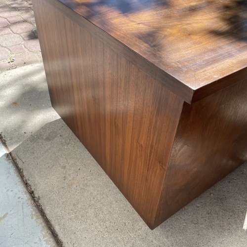 Lane Rhythm Mid Century Modern Pair Of Walnut Night Stands Or End Tables USA - Picture 16 of 19