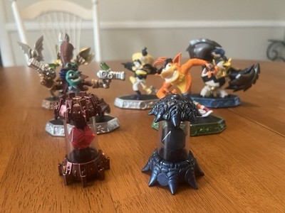 Skylanders Imagintors And 2 Crystals
