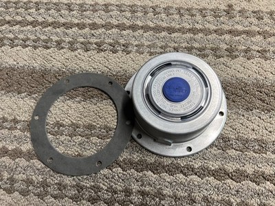 Dual Dynamics 257-P Conmet Preset 106870 Oil Hubcap HP or TP Parallel Spindle