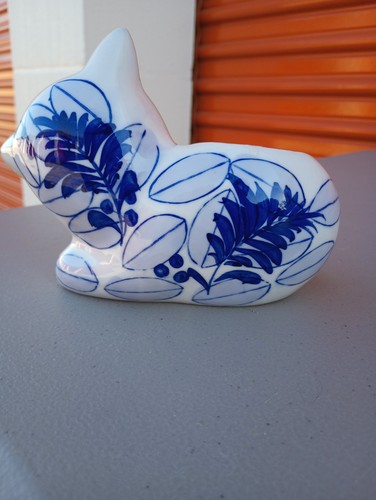 Bezaubernder Teelichthalter schlafende Katze - Porzellanfigur in blau/weiß - Bild 3 von 8