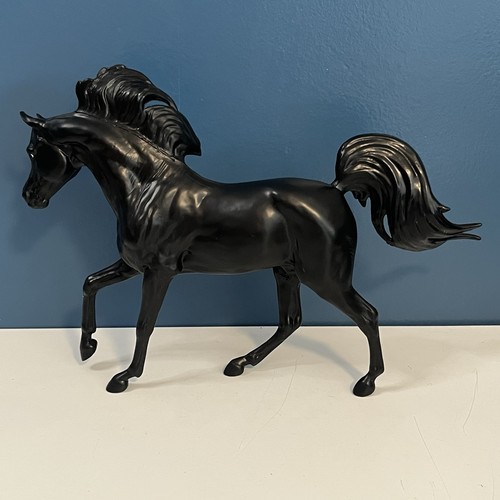 Breyer Reeves The 75th Anniversary Black Stallion Horse - Picture 4 of 15