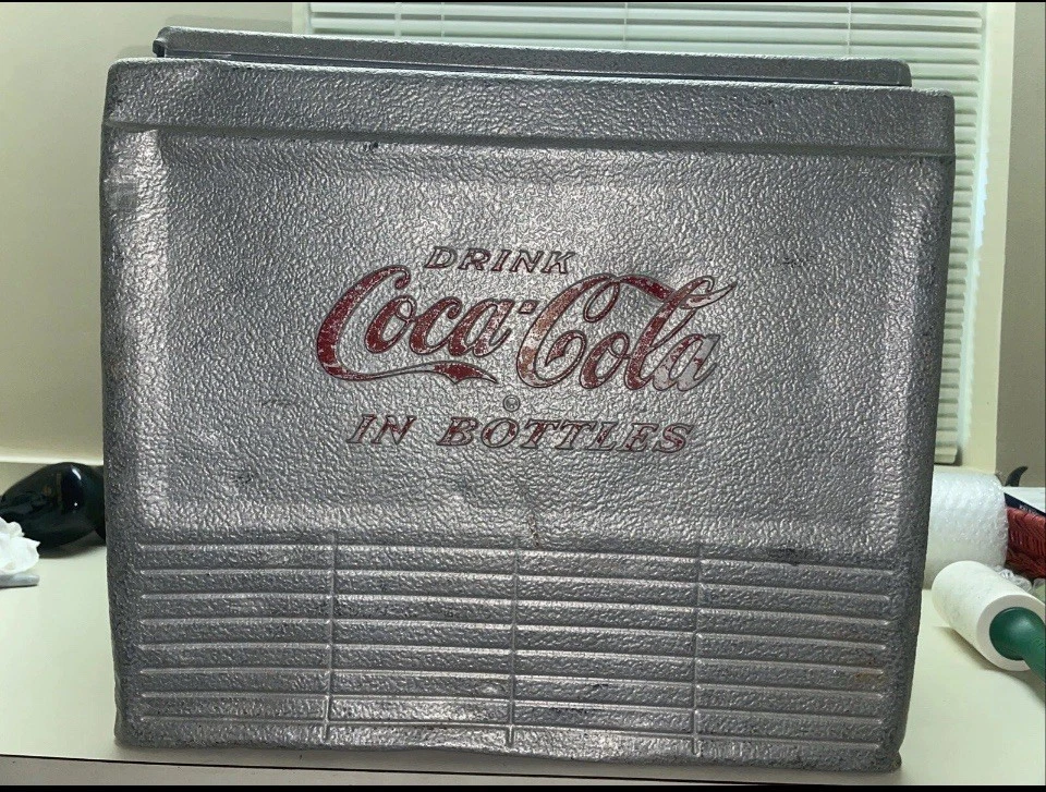 COCA-COLA aluminum cooler (1953) made-in-USA vintage coke - Image 2 of 4