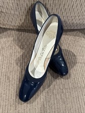 Vintage 60 s Navy Patent De Liso Debs Shoes Heels 9 1/2 AAAA
