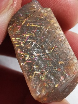 Rainbow lattice Sunstone rough material 203
