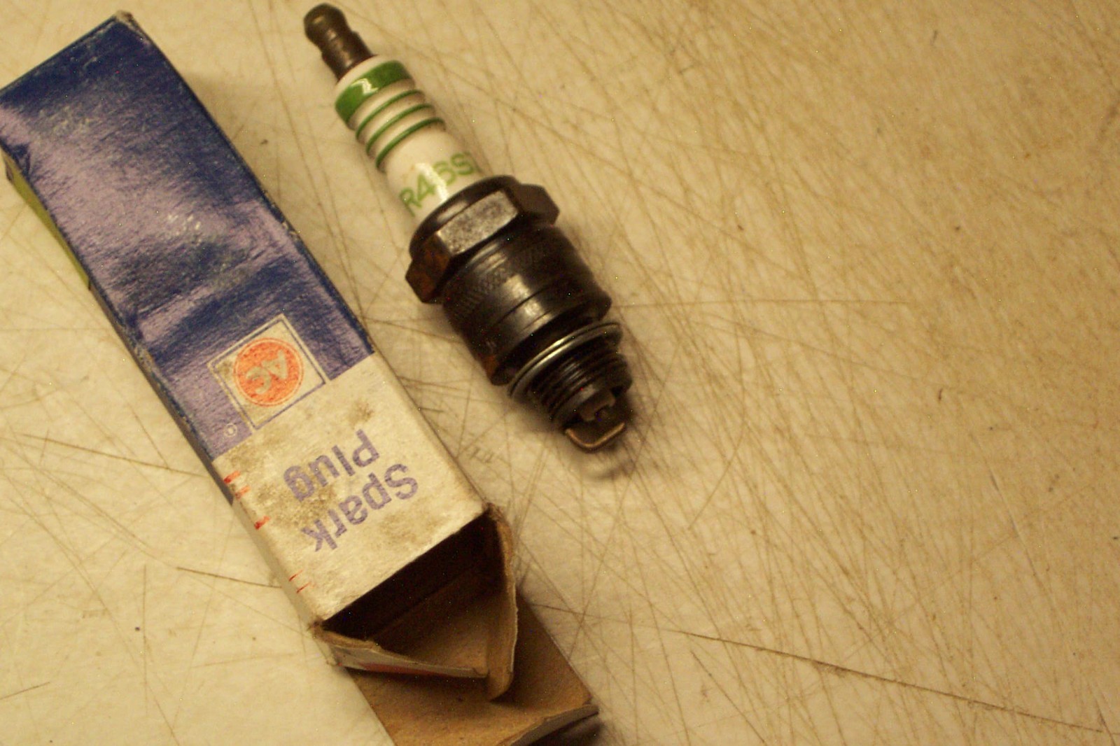 GM 5613882 R46SZ AC Delco Spark Plug R46SZ