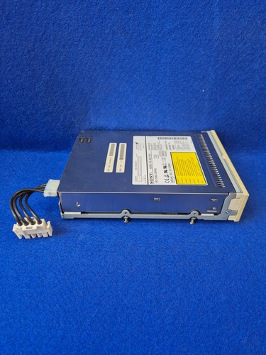 Sony SMO-F561 MO Disk Drive 9.1GB SCSI Version 43. - Afbeelding 6 van 12