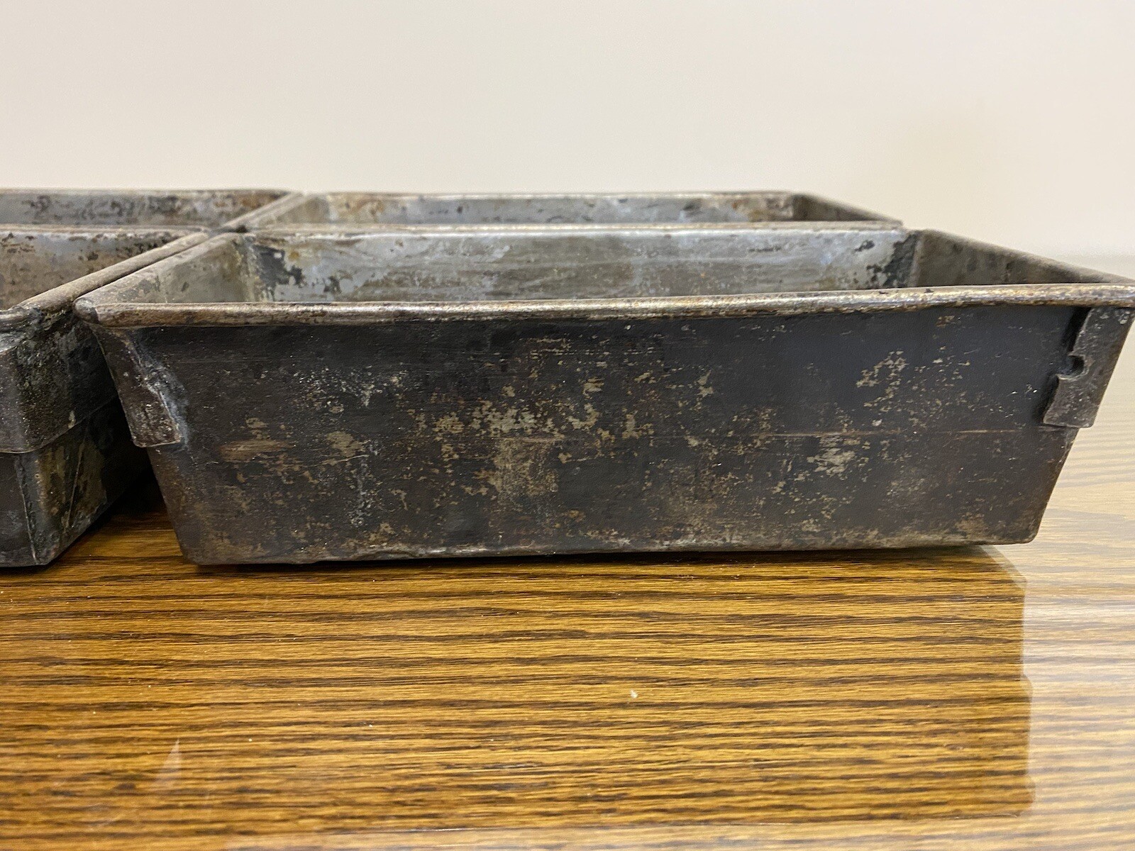 Vintage Industrial Metal 4 Strap Bread Loaf Baking Pan Heavy Duty 4